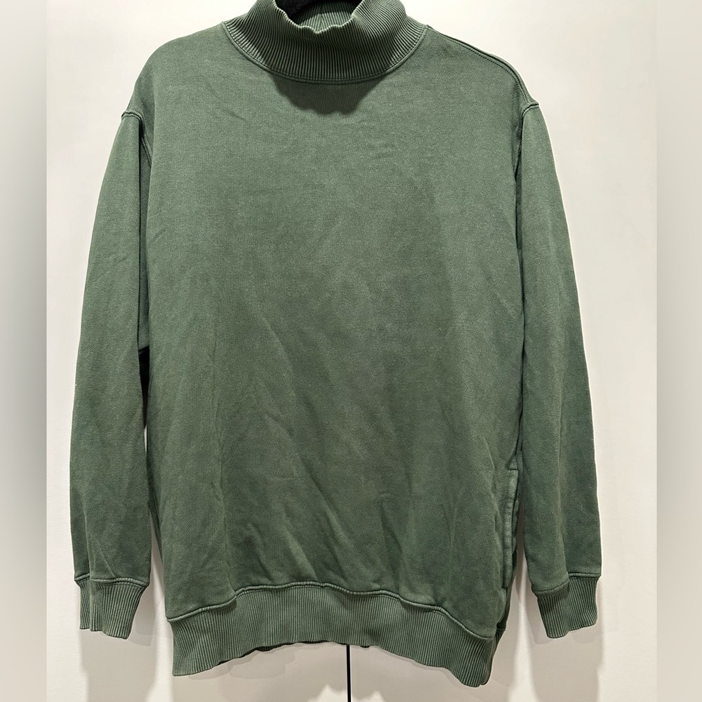 NWT AERIE oversized mock neck top